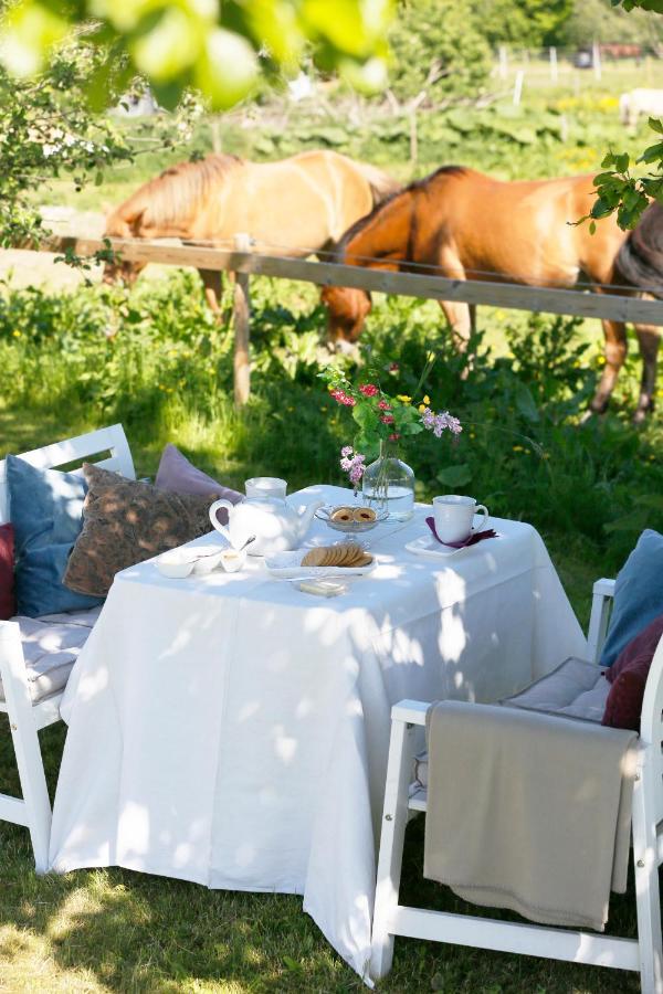 Arroeds Bostaelle Bed & Breakfast Tollarp Eksteriør bilde
